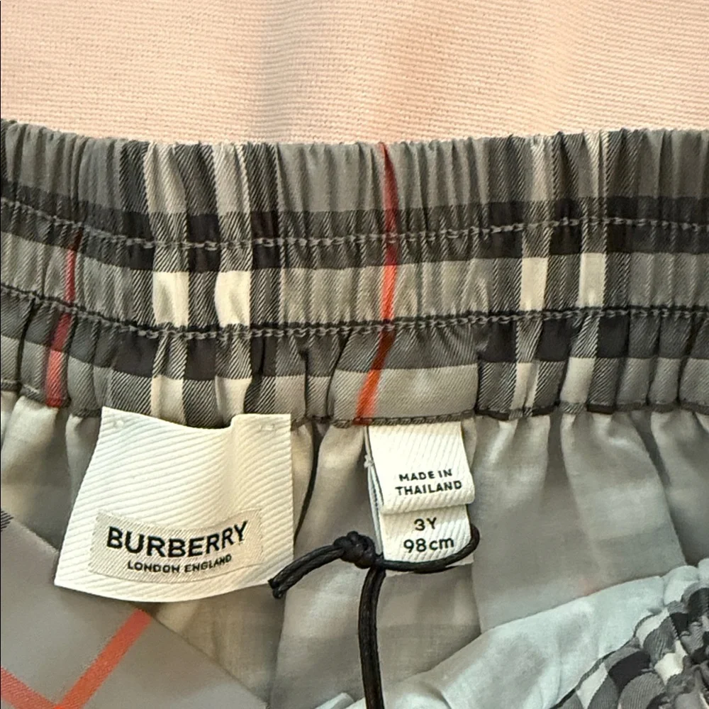 Burberry Pink Logo Tee with Gray Plaid Skirt Set - Picture 2 of 12